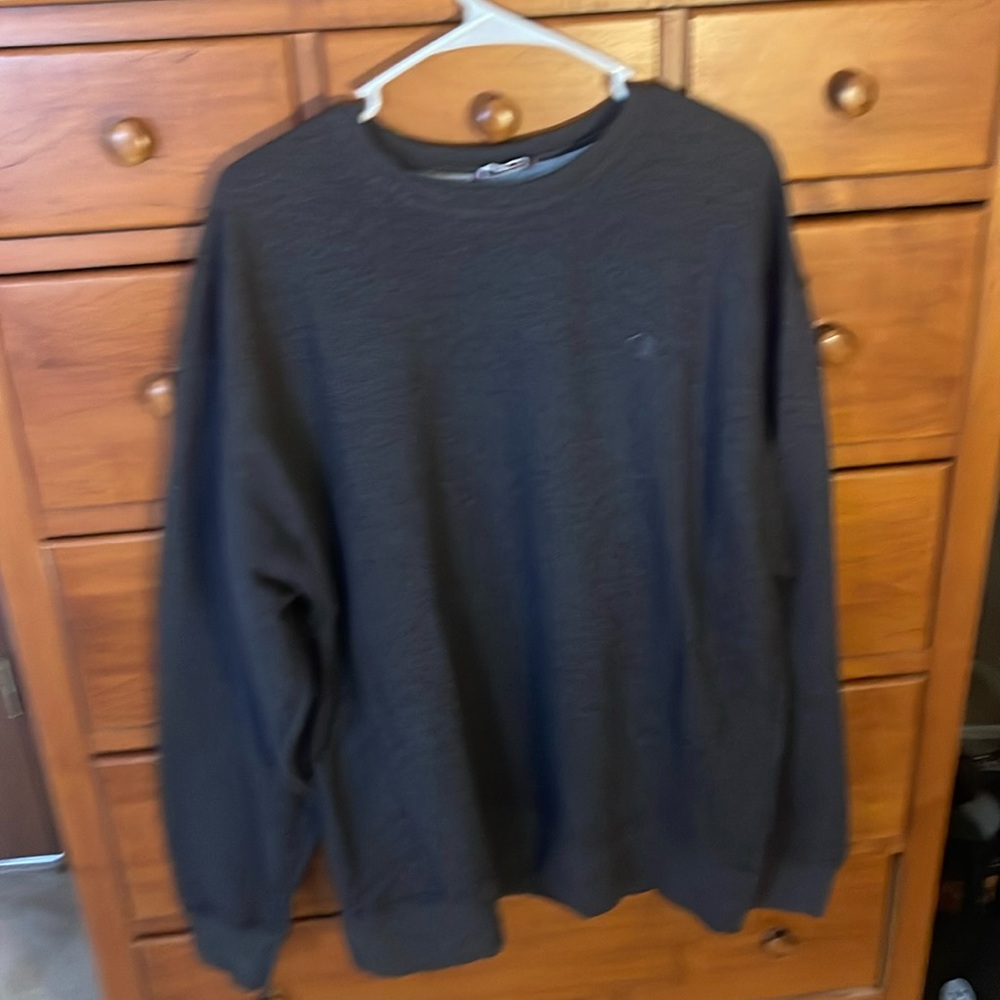 Men’s XL Champion crewneck in dark gray.